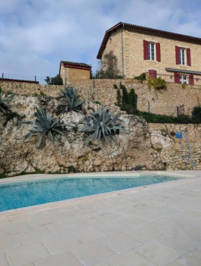 Maison de campagne 8 couchages avec piscine et lacs